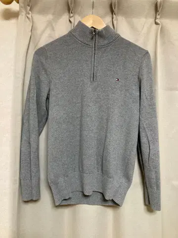 타미힐피거 그레이