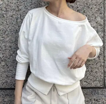 gemeil 보트넥 허리 지퍼 티셔츠