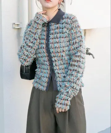 KBF 트위드 프린지 니트