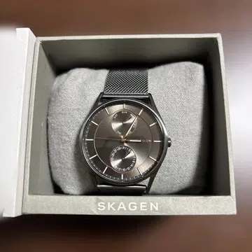 SKAGEN 거의 미사용 그레이 메쉬 밴드 손목시계