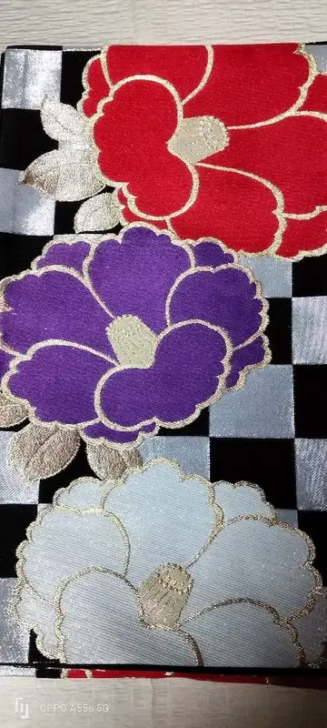 미사용, 일품, 후리소데용 블랙과 은사의 격자무늬에 츠바키 꽃무늬