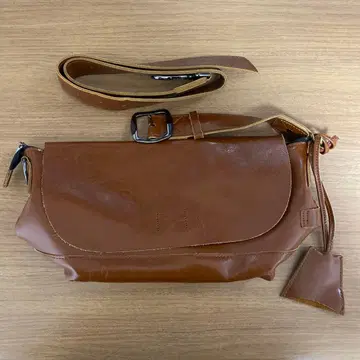 아메리칸 러그 숄더백