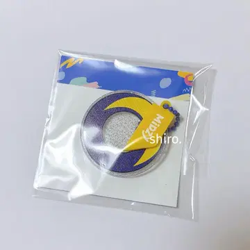 ITZY 채령 라이트링 액세서리 아크릴 키링