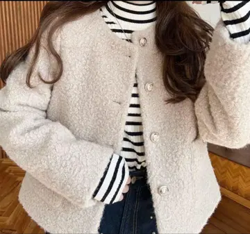 moment+ 노카라 자켓 페이크 링 울 골드 버튼 m