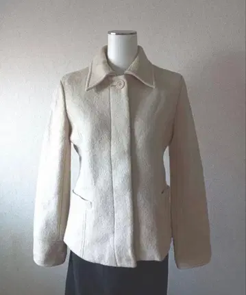 SALE!VOICE MAIL 베이지 카라 부착 숏코트 사이즈 L