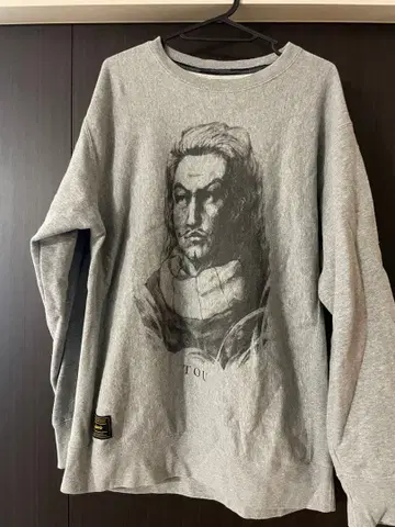 glamb 초상화 프린트 트레이닝복 킹덤 등장군