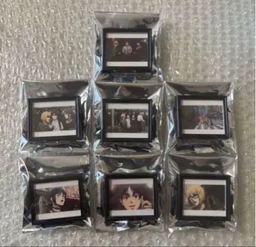 진격의 거인 스쿨 카스트 프레임 배지 엘렌 미카사 알민