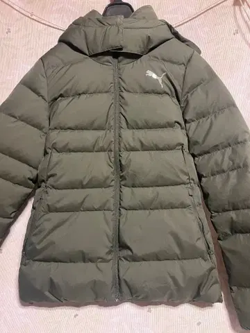 새상품급 PUMA 푸마 후드 다운 자켓 s 그린 여성용 구제 의류