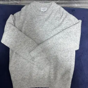 URBAN RESEARCH 그레이 스웨터 사이즈 L