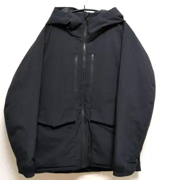 유니클로 하이브리드 다운 파카 S 사이즈 새상품급