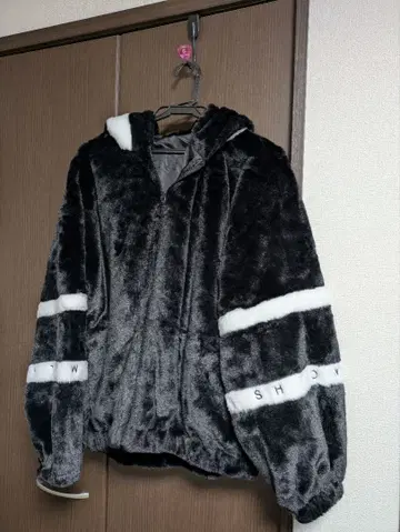 후드 부착 복슬복슬 벨로아 보아풍 자켓