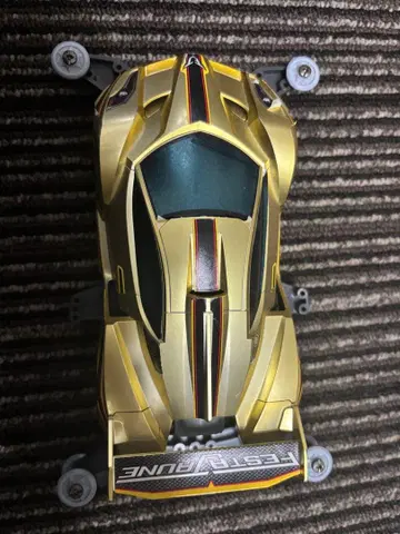 페라리 미니 사륜구동 골드