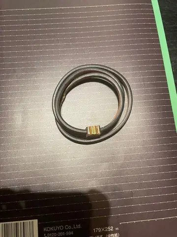 브라운 가죽 팔찌 스페인산