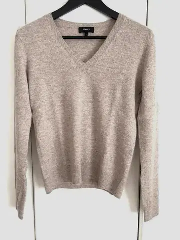 theory 베이지 V넥 니트 캐시미어 100%