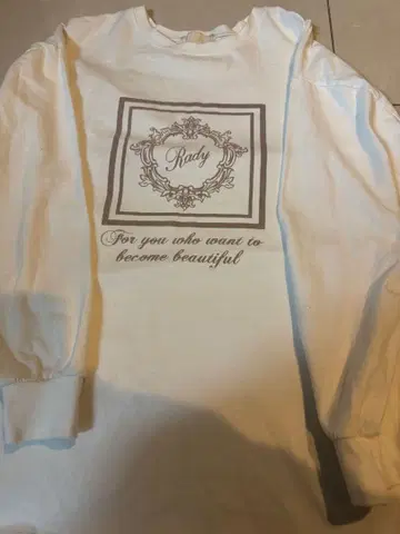 Rady 화이트 로고 프린트 T셔츠 M 사이즈