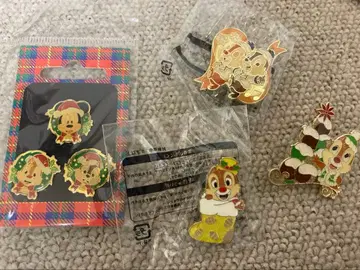 칩과 데일 크리스마스 핀즈 4개 세트