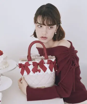 택 포함 새상품 메종 드 플뢰르 가토 프레이즈 2Way 백 숄더백 핑크