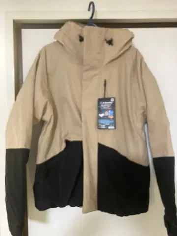 워크맨 X Shelter 방한 자켓 XW601 샌드베이지