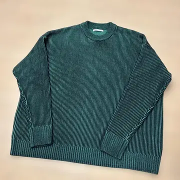 ZARA 다크 그린 스트라이프 스웨터