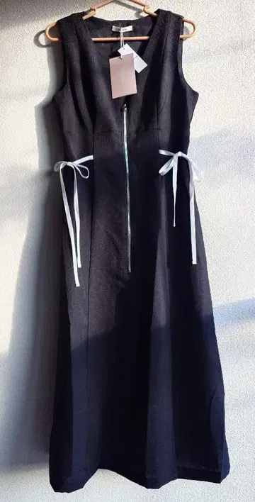 milly bilet 블랙 원피스 S 사이즈 (미착용 새상품)