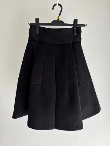 [ seventen 하이웨스트 플레어 큐롯 S 사이즈 블랙 ]