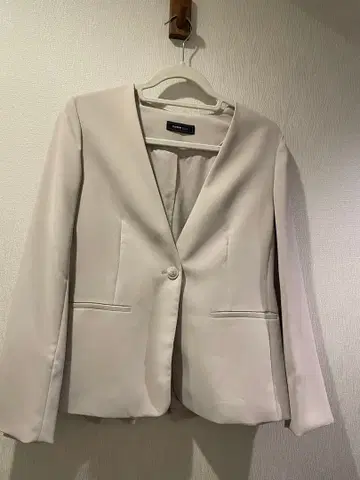 라이트 베이지 테일러드 자켓 입학식 졸업식