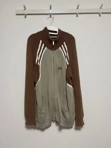 지저인 니트 트랙 자켓