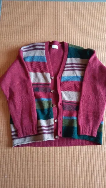 UNITED COLORS OF BENETTON 가디건