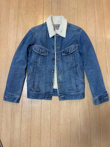 보아 카라 부착 데님 자켓