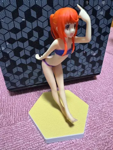 BEACH QUEENS 죠시라쿠 카부라테이 마리