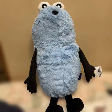 파란색 봉제 인형 본체