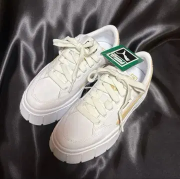 PUMA 화이트 스니커즈 통굽 미사용품