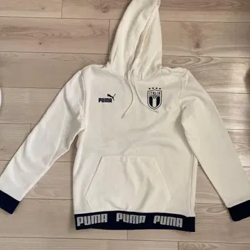 푸마 후드티 화이트