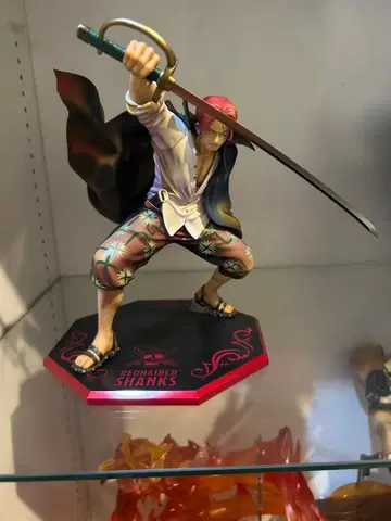 샹크스 pop 피규어