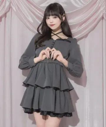 프론트 후크 티어드 미니 원피스 pium