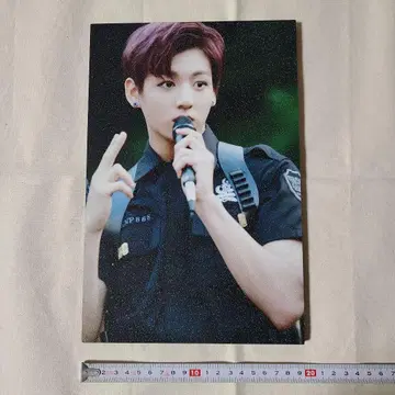 배송비 포함 BTS 정국 액자 A4