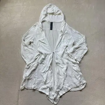 qualite 화이트 텐셀 후드 부착 가디건 S-M 사이즈