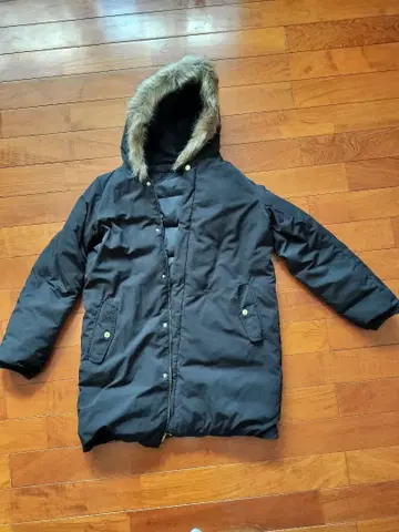 퍼 후드 블랙 다운 자켓 리버서블