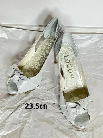새상품급 tozoo 펌프스 실버 오픈토 23.5cm 포멀