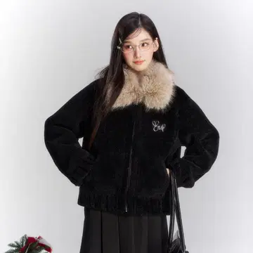 외출용 미니 기장 자켓 겨울 데이트 모임에 대활약! 심플하고 멋스럽게