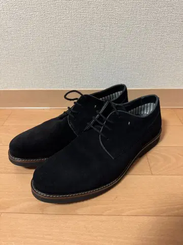 Hawkins 블랙 스웨이드 신발