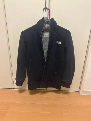 THE NORTH FACE 퀼팅 자켓 블랙 S 사이즈