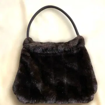 TDTBAGS 다크 브라운 퍼 핸드백