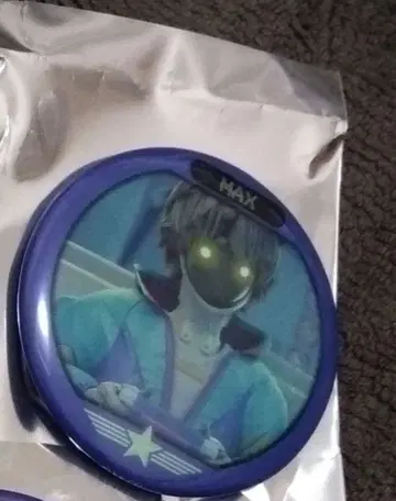 밀키 웨이 만화전 축광 캔뱃지 맥스