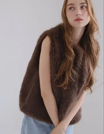 CARLA 에코 퍼 베스트