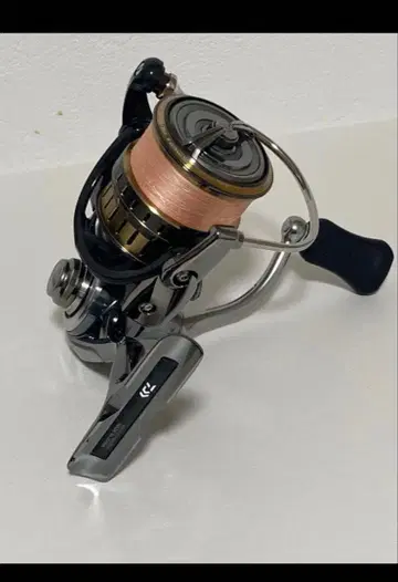 컨디션 최상 18 이그지스트 FC LT2500S-CXH