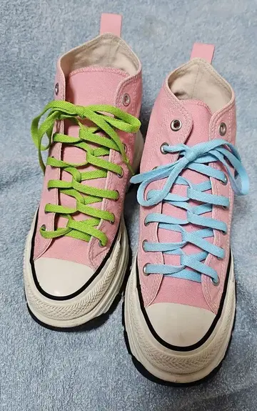 컨버스 통굽 핑크 하이컷 스니커즈