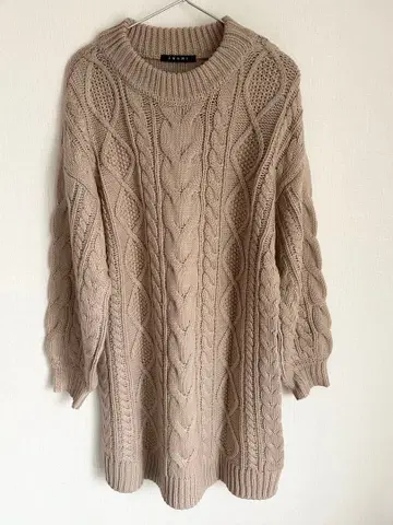 잉그 INGNI 케이블 니트 원피스