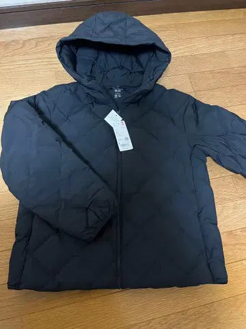 UNIQLO PUFFTECH 블랙 자켓 L 사이즈