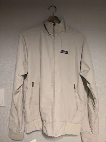 Patagonia 배기 자켓 베이지